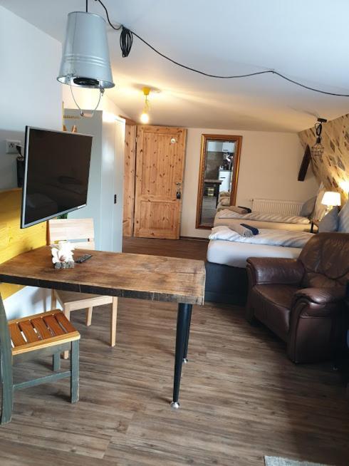 Victory Guesthouse - Handwerker Pension Bielefeld Dış mekan fotoğraf