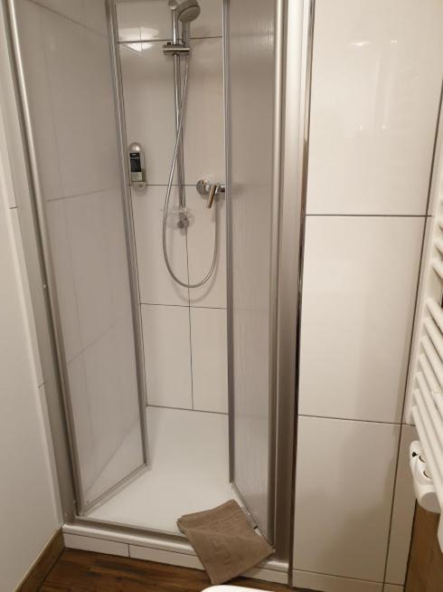 Victory Guesthouse - Handwerker Pension Bielefeld Dış mekan fotoğraf